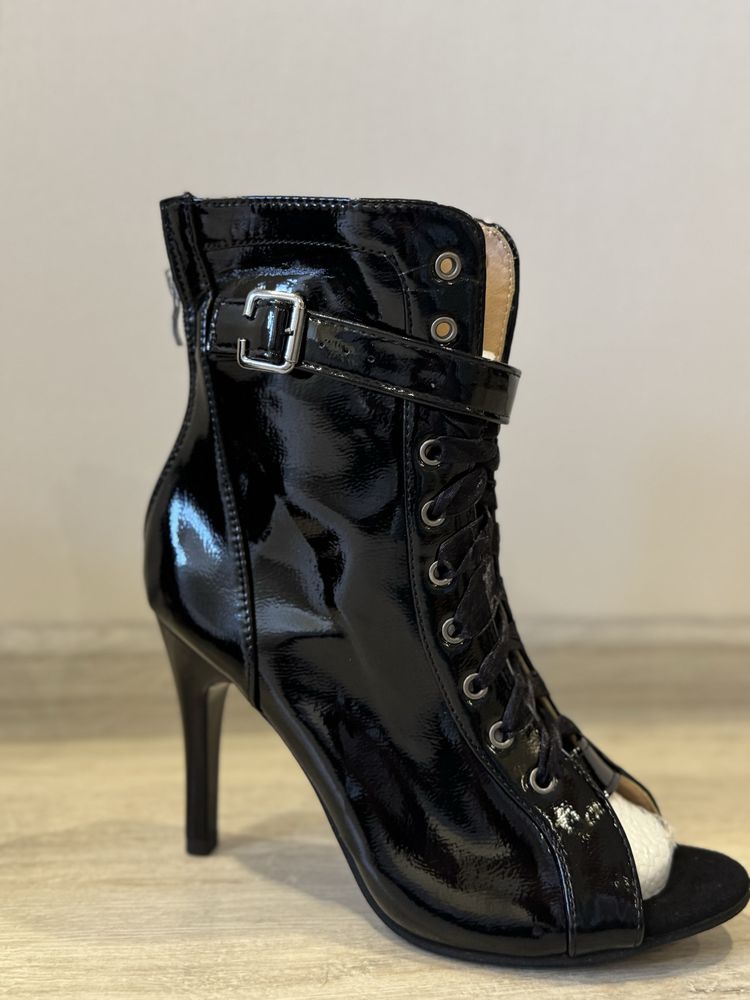 Глянцеві туфлі для хай хілс підбори для танців хілси high heels