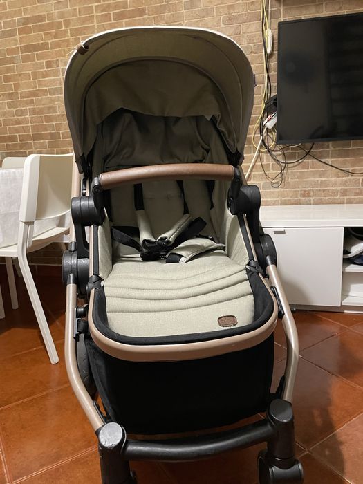 VENDO CARRINHO DE BEBE DA CHICCO