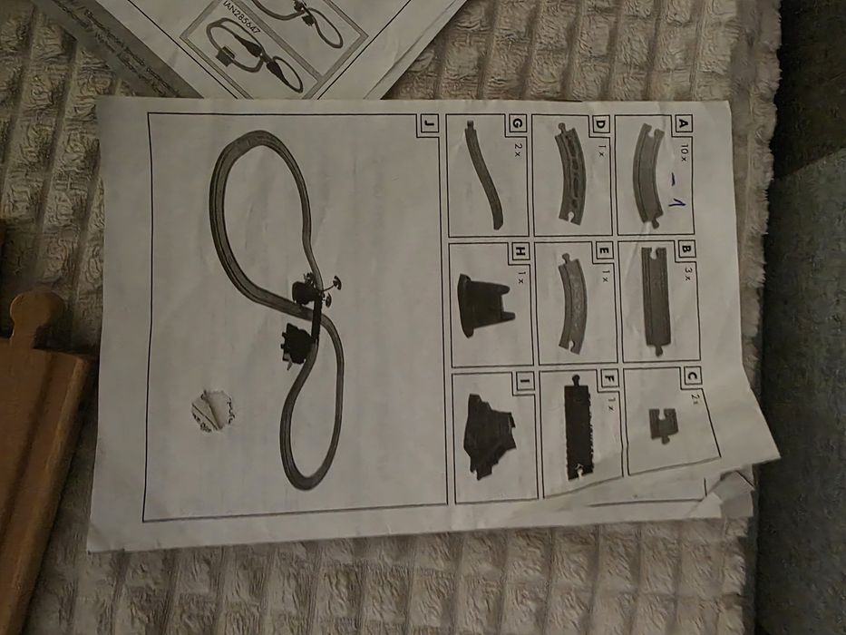 Kolejka drewniana ósemka Ikea + dodatkowy tor