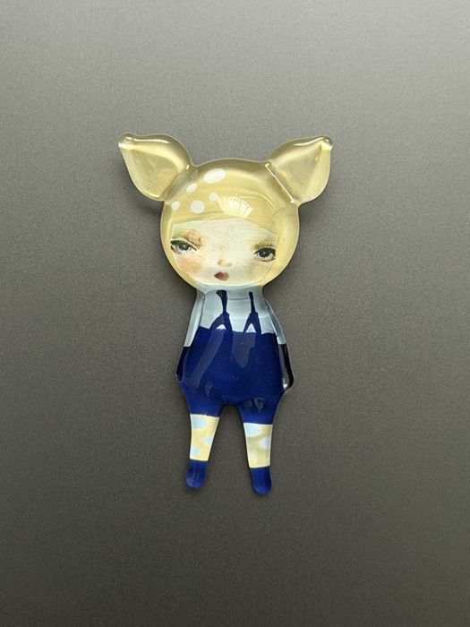 Broszka Misiuro sarenka