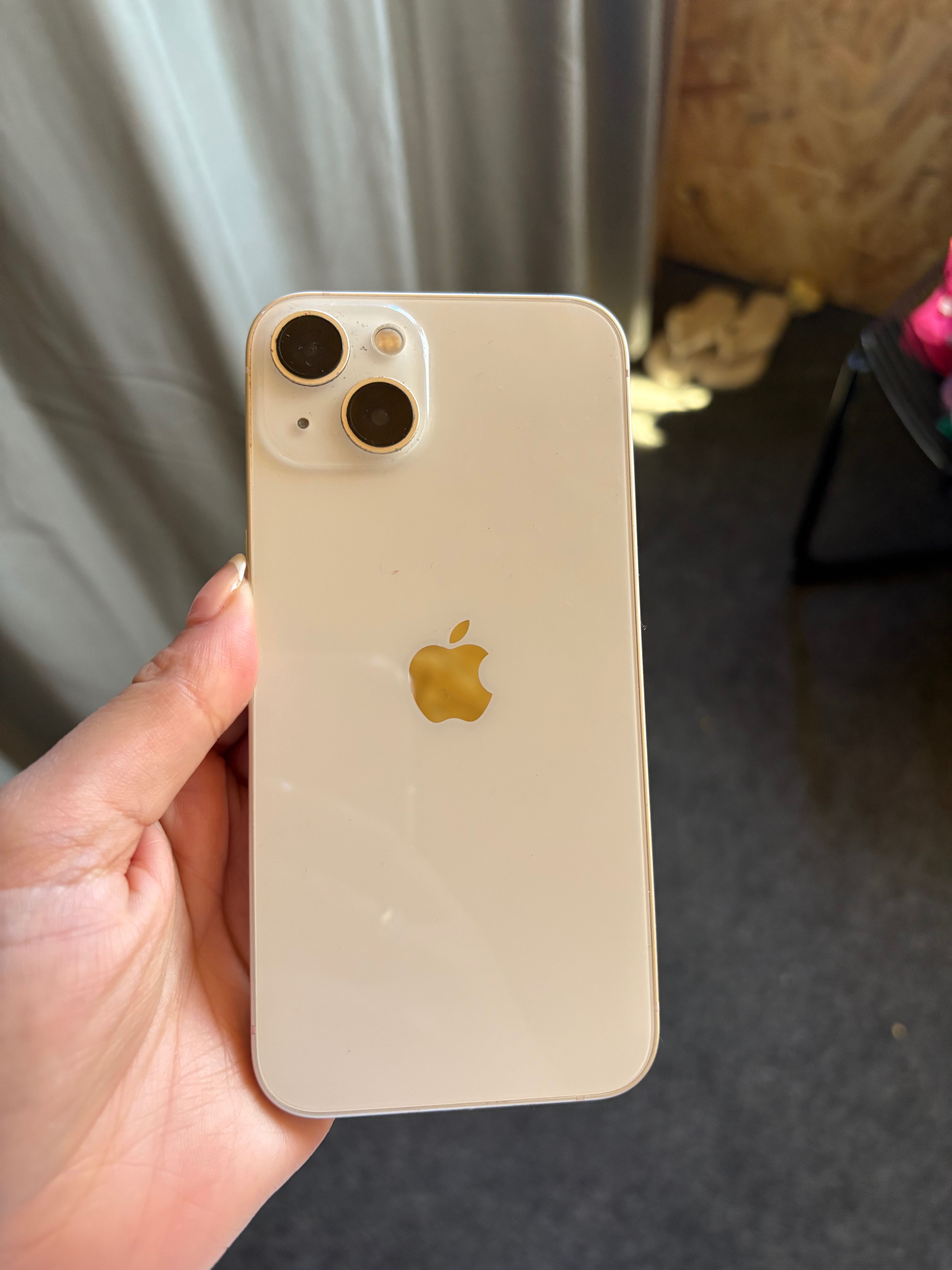 iPhone 13 256gb com ecrã partido