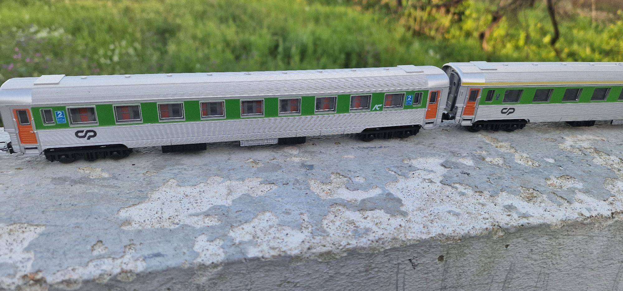 Locomotiva medway 4700 digital com sons nova caixa