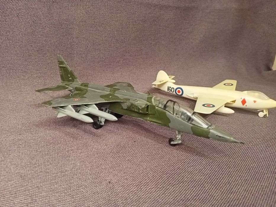 Продам модель самолёта