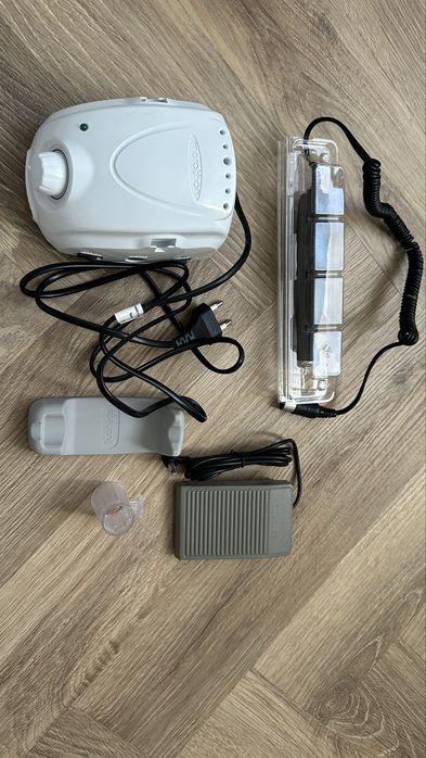 Sayeang Frezarka Marathon 3 champion white