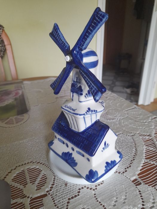 Ceramiczna pamiątka z Holandii.