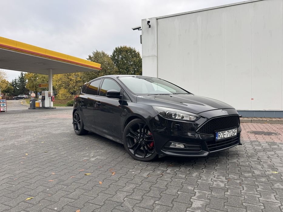 Ford Focus ST 2016 r. 250 KM