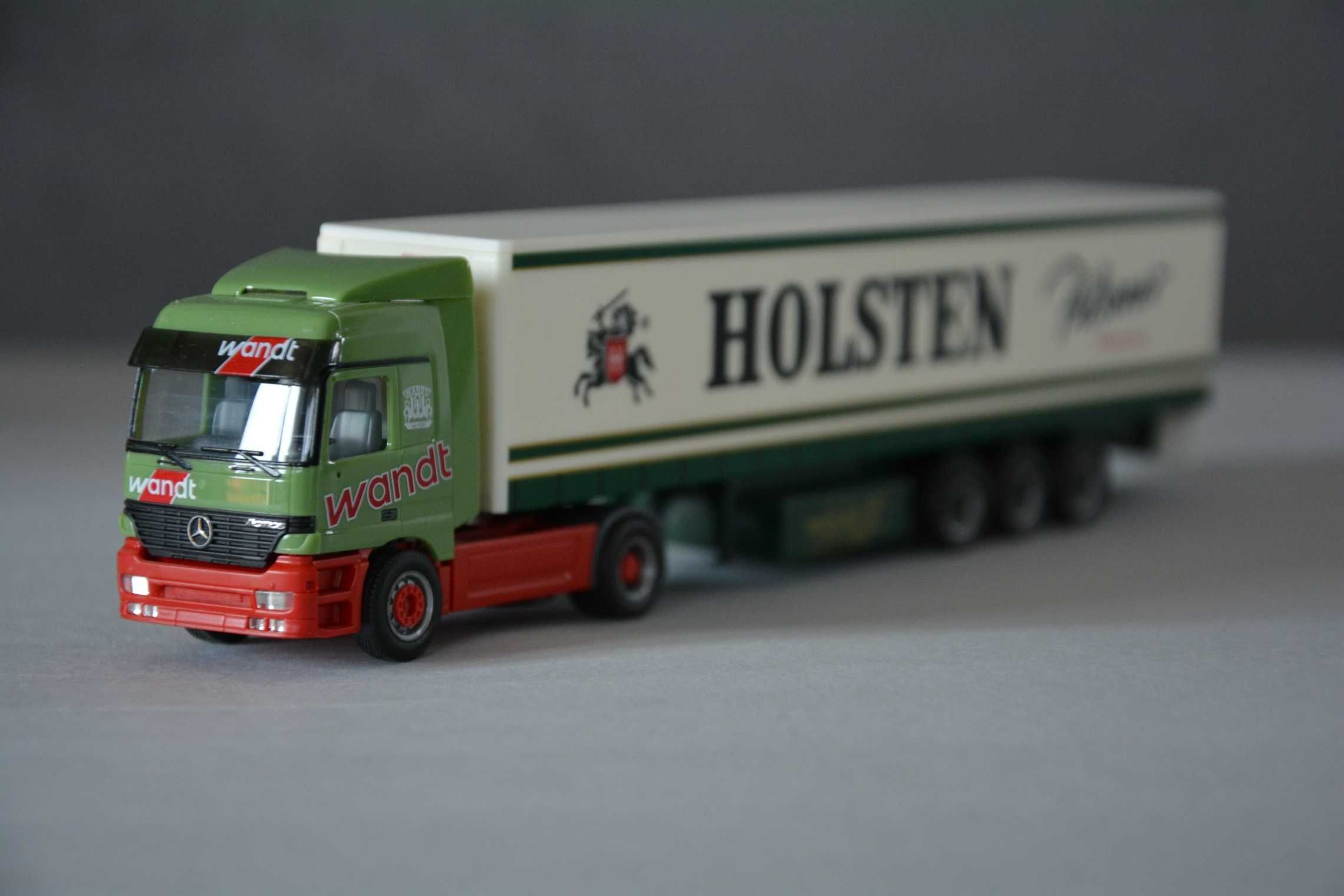 1:87 (H0) Herpa (146708) - MB Actros L + kurtyna - Wandt/Holsten
