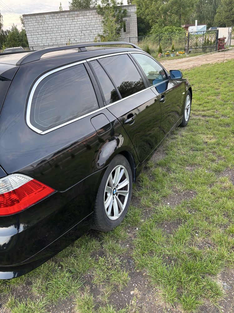 Sprzedam BMW E61 520D