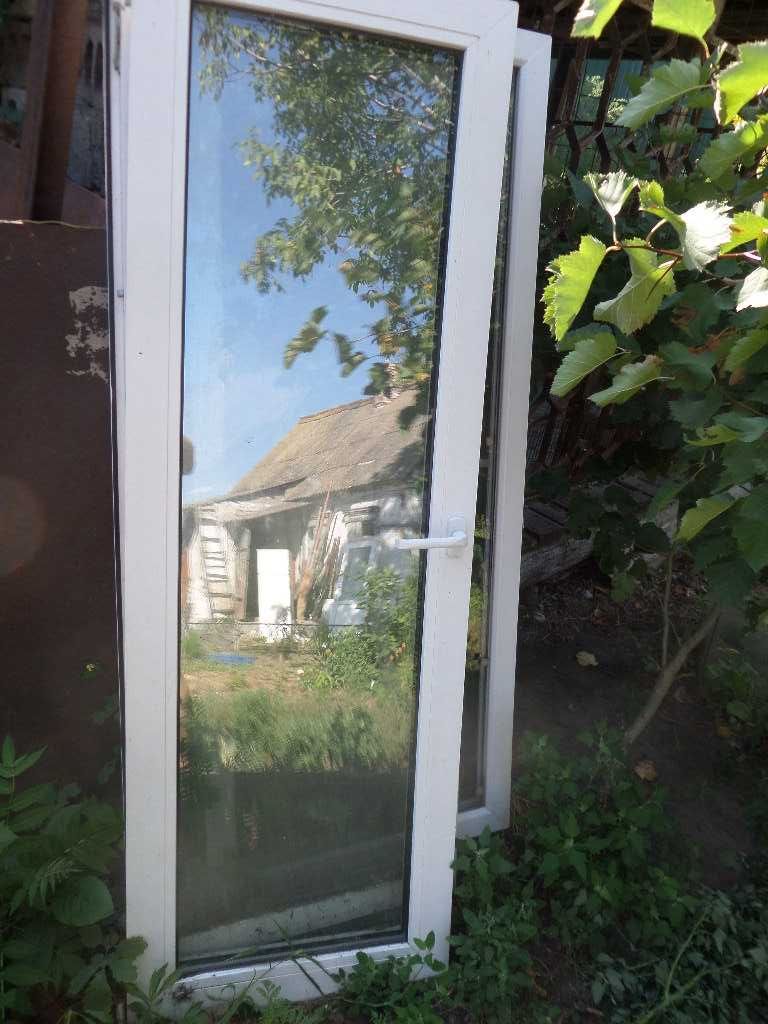 Двери,окна металопластиковые, деревянные входные и межкомнатные