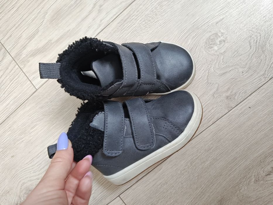 Buty buciki na wiosnę na jesień na zimę niemowlęce rozmiar 20/2 oo1