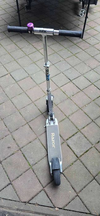 Самокат Razor пневмошины