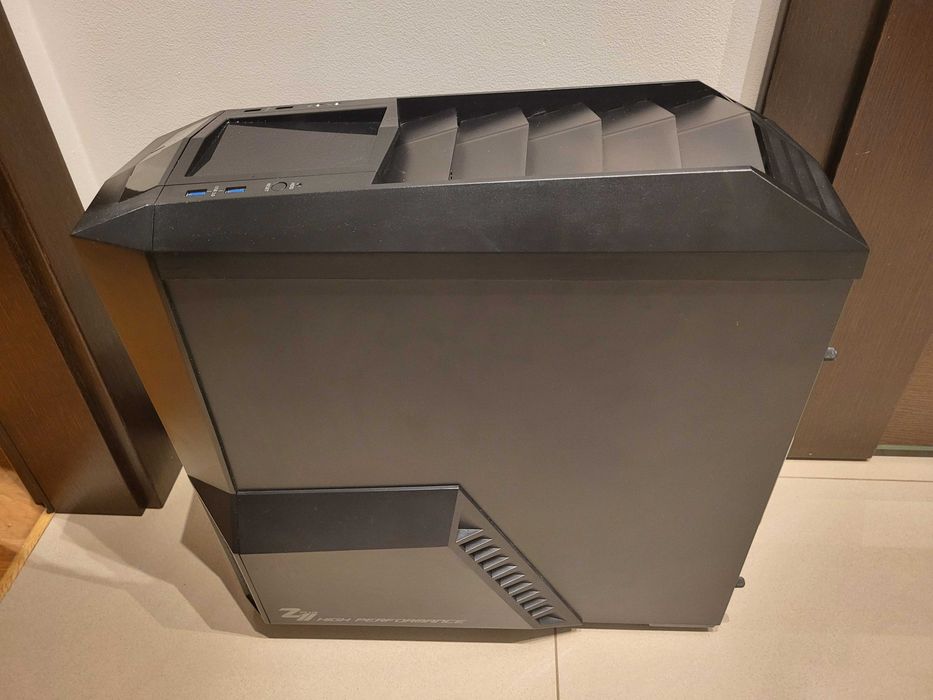 Obudowa Zalman Z11 PLUS HF1 czarna USB 3.0 z oknem