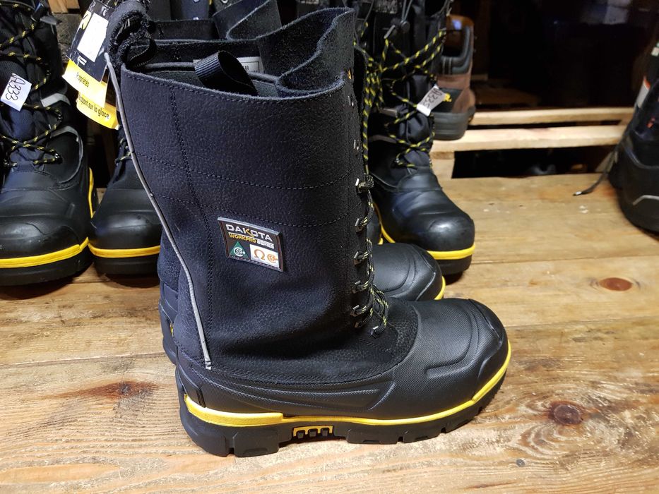 Buty robocze DAKOTA rozm 43 wkł 28 cm S3