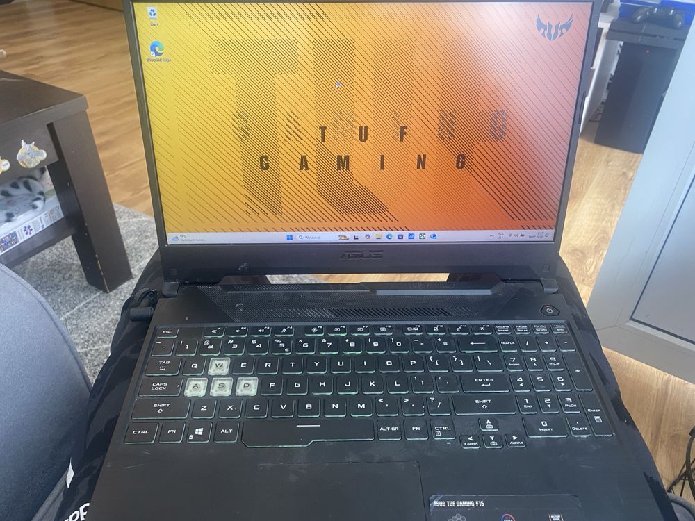 Asus TUF15 gaming F15
