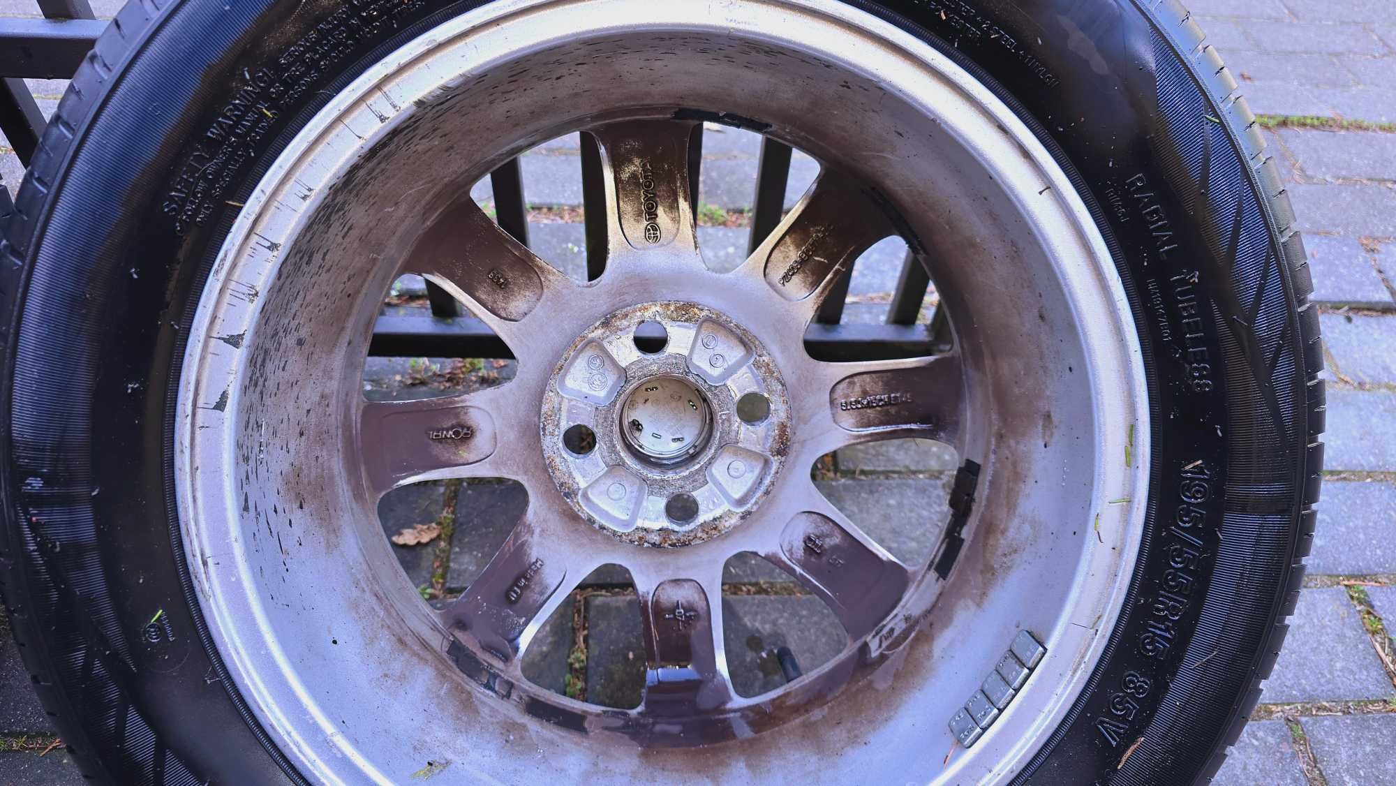 Alufelgi 15 4szt Toyota Yaris koła  opony letnie Arivo 195/55 R15