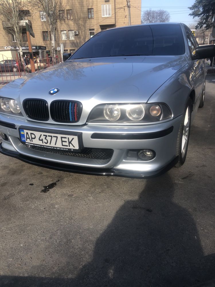 Передний бампер в стиле M5 на BMW 5 Series E39 м бмв новый