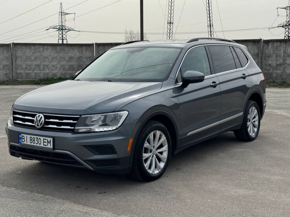 Автомобіль Volkswagen Tiguan