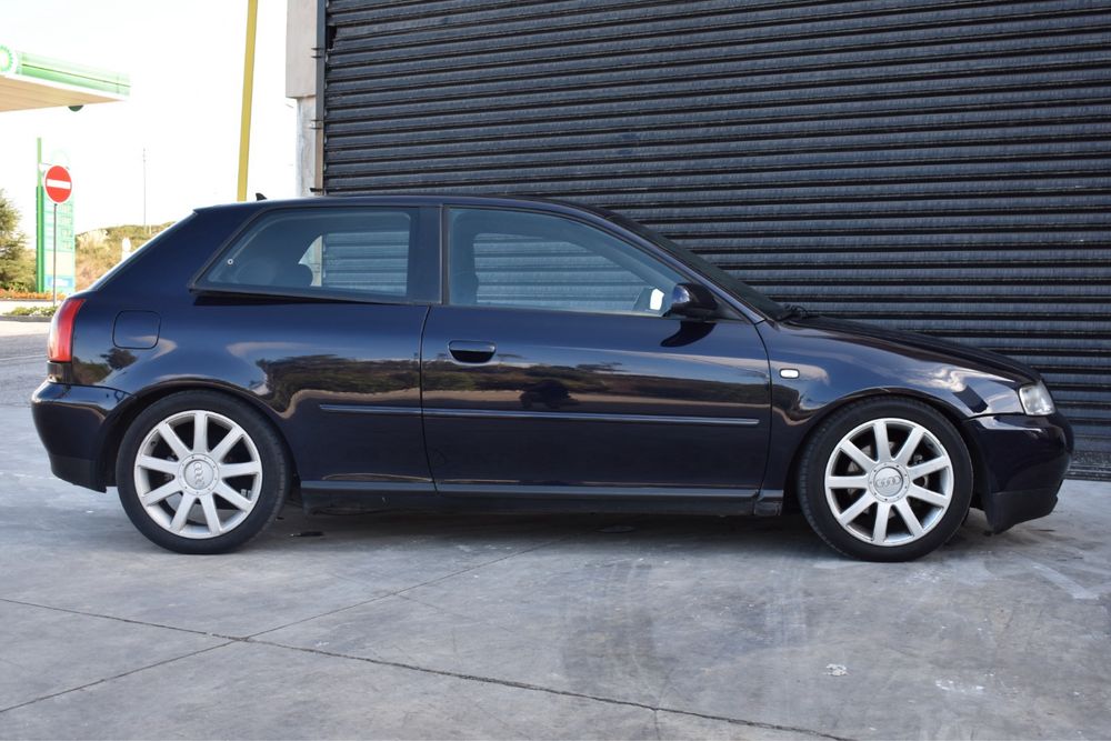 Audi A3 1.9 TDI Sport PD130 Livrete
