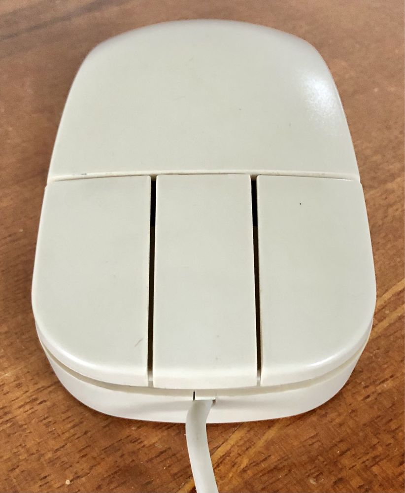Stara myszka 3 przyciski kulka DB 9 retro komputer PC na kabel Windows