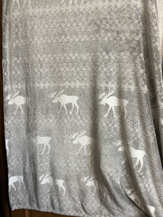 Пледи плюшеві мякі новорічні олені ковдра