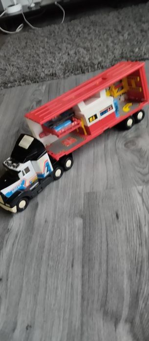 Машина-тягач, большая