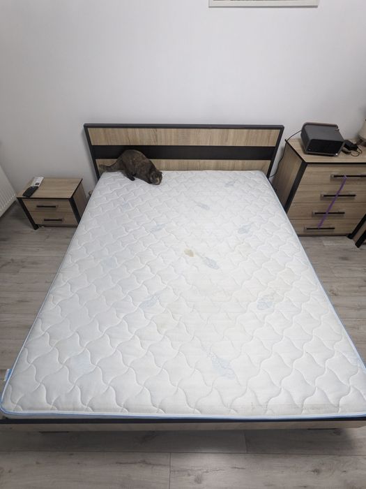 Ліжко з матрасом