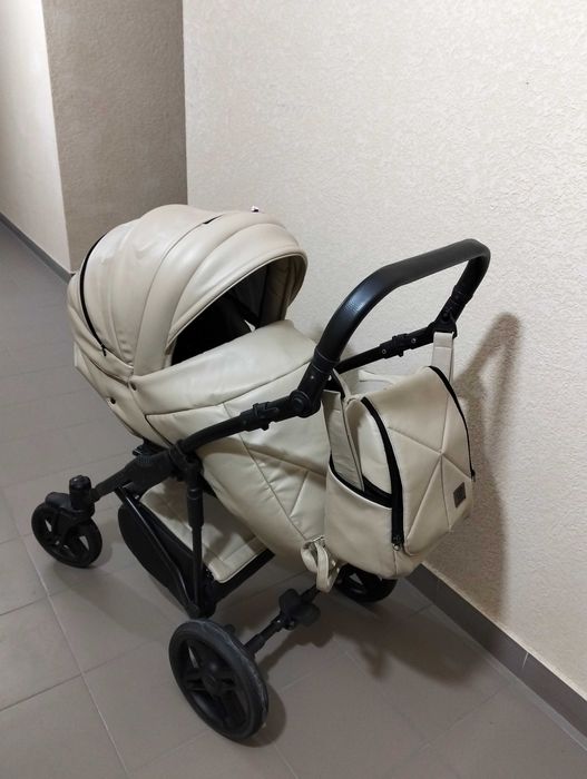 Коляска дитяча Berta Baby Pram 2 в 1