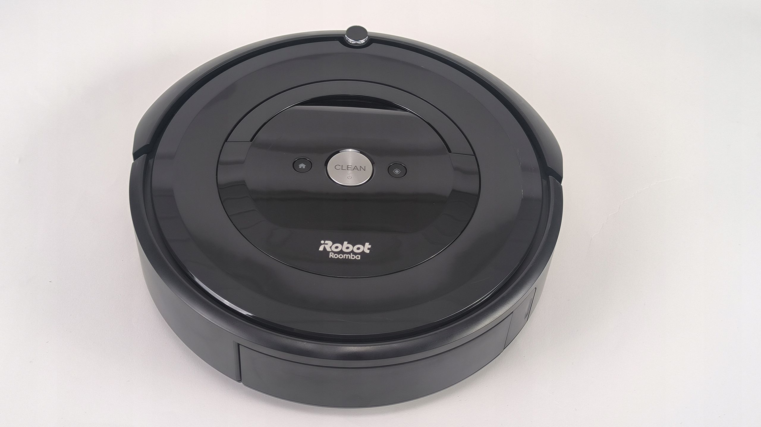 Robot sprzątający iRobot Roomba e5 Nowa bateria - czarny