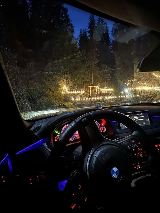 Продам BMW X5 F15 Official