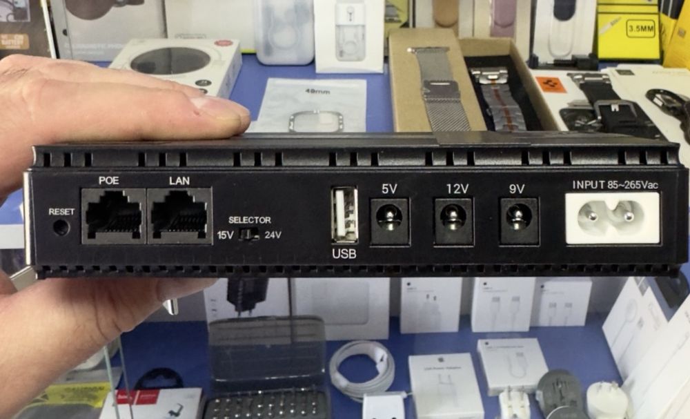 Безперебійник VIA Energy Mini UPS - ДБЖ для роутера  10400 мА·г 18 Вт