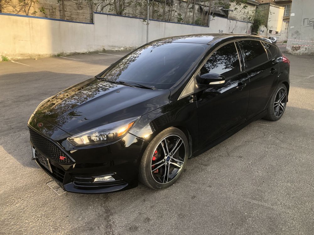 Ford focus ST 2017 року в чудовому стані і максимальній компоектаціі