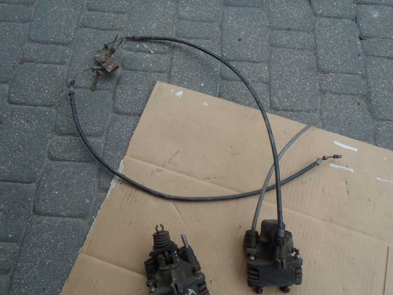 zacisk jarzmo tył tylne aixam ligier chatenet ambra nova barooder