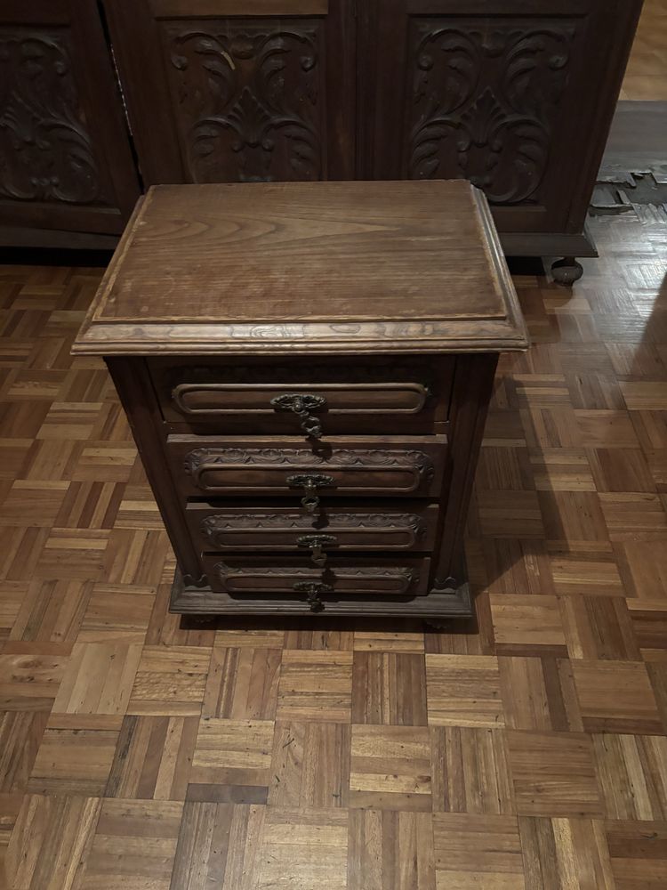 Mesa de cabeceira de Madeira (negociavel)