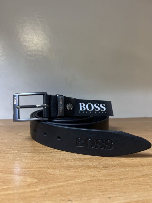 Чоловічий ремінь Hugo Boss чорний (класичний стиль)