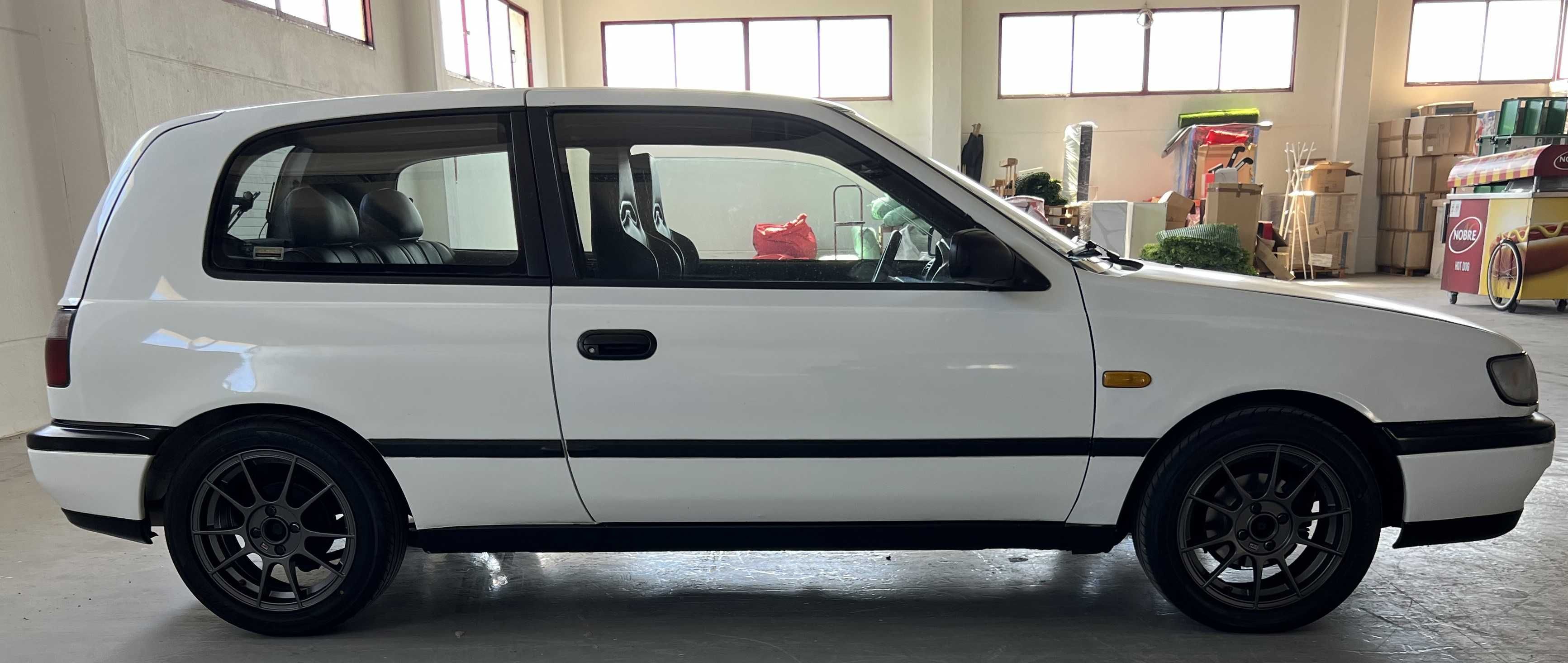 NISSAN SUNNY - 1.4 SLX