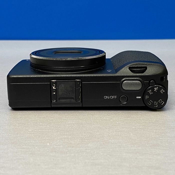 RICOH GR IIIx HDF (24.2MP)