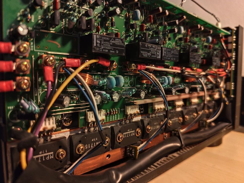 Denon AVC A1 SE , kolekcjonerski stan. Legendarny model.