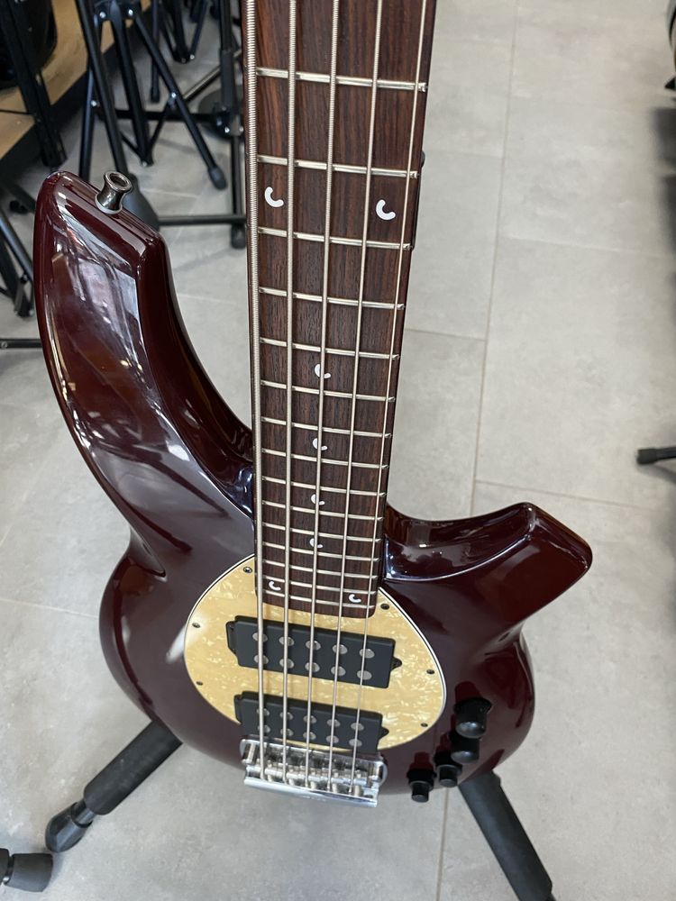 Music Man Bongo 5 Gitara Basowa + CASE + PAS SKÓRZANY