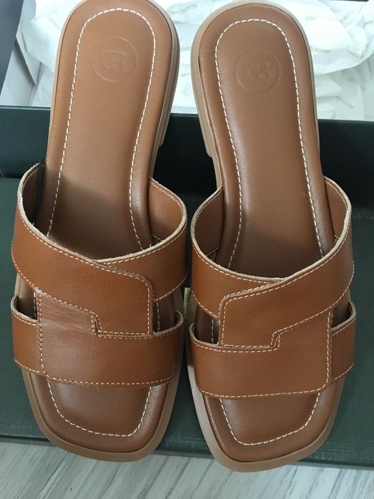 Klapki Gino Rossi 38 - 25,2 cm skóra