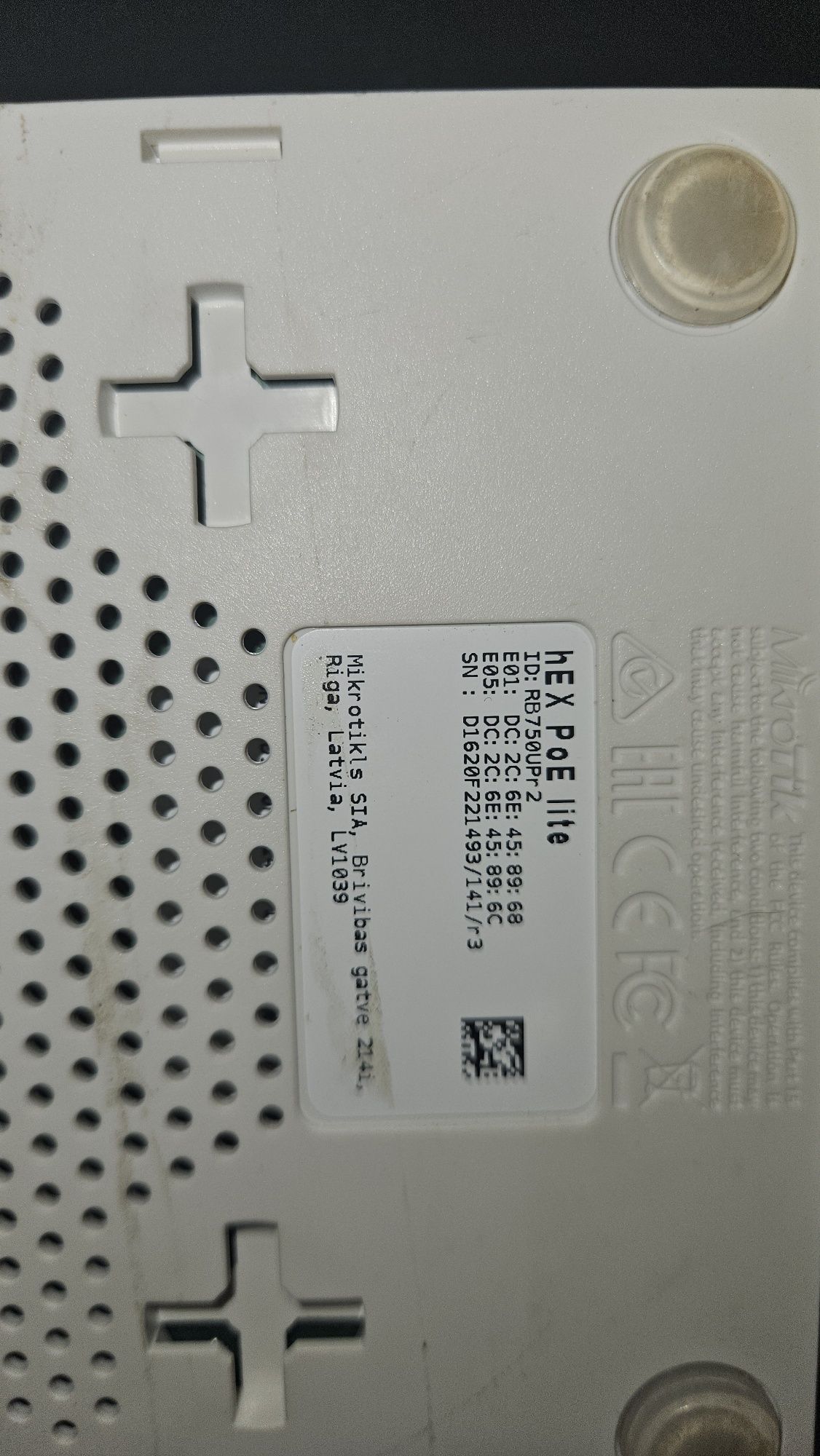 MikroTik Hex Poe Lite RB750UPr2