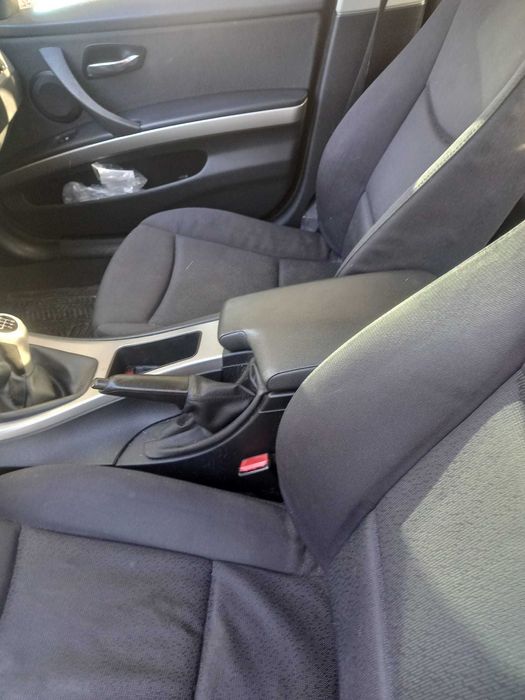 Bmw 318D 2009 - um carro em otimo estado