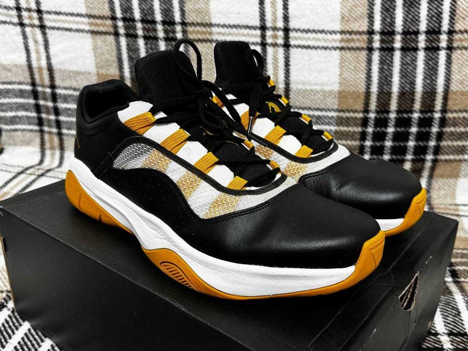 Кросівки Jordan 11 CMFT Low 46.5/12.5/30.5см Стан 8/10 DM9481-001