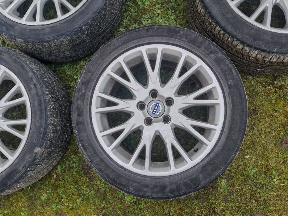 Felgi koła 17 Volvo Orpheus 5x108  225/45