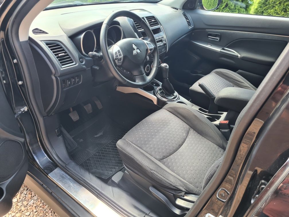 Mitsubishi ASX 1.6 benz manual