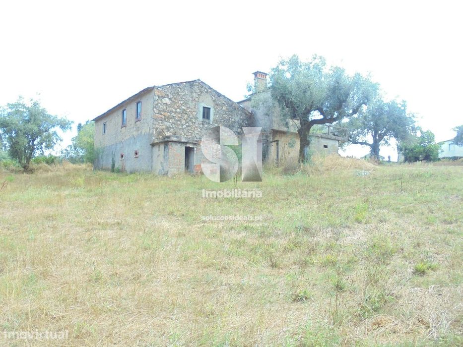 Moradia T2 / Casais -VN de Poiares