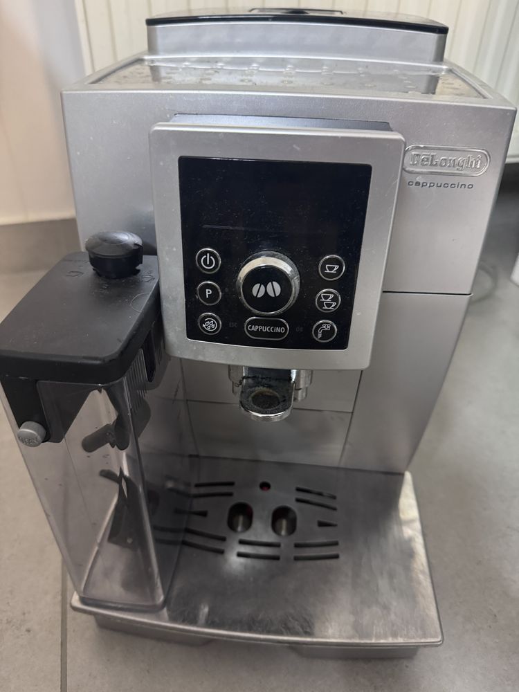 Ekspres delonghi cappucino ecam 23.450s