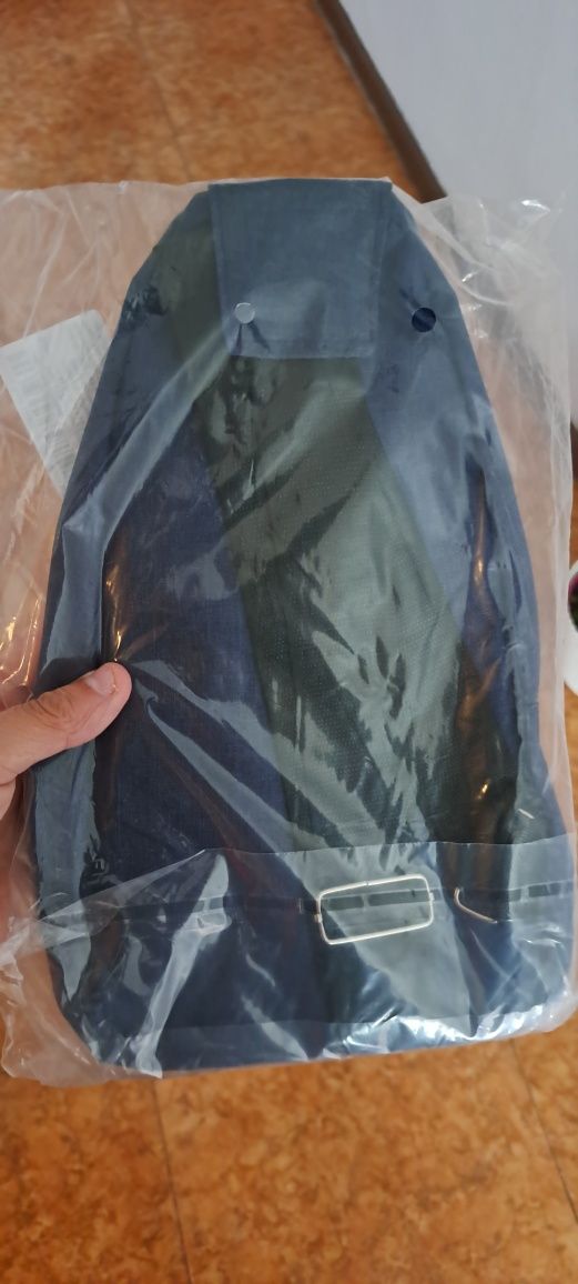 Bolsa de Peito Azul Nova