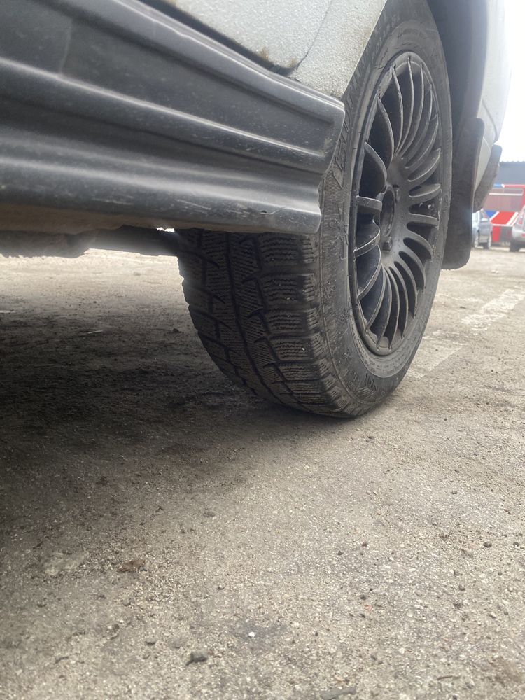 Продам срочно Титаны r14 185