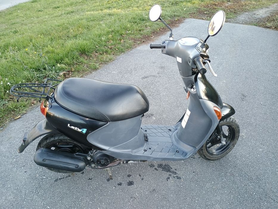 Скутер Suzuki lets 4