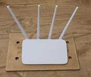 Router Tenda f6 n300 - 4 anteny - bardzo mocny sygnał, stabilny